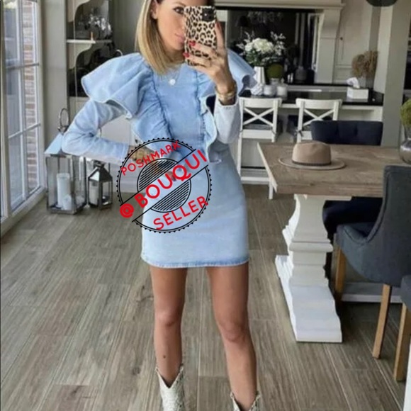 BLOGGERS FAVORITE ZARA RUFFLED SHORT DENIM DRESS - Picture 3 of 9